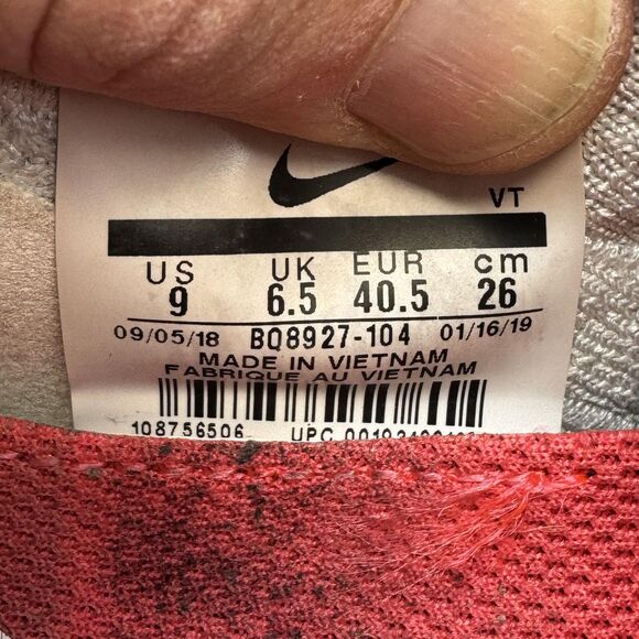 Nike Epic React Flyknit 2 Running Shoes Womens 9 White BQ8927-104 Sneakers - Picture 11 of 11